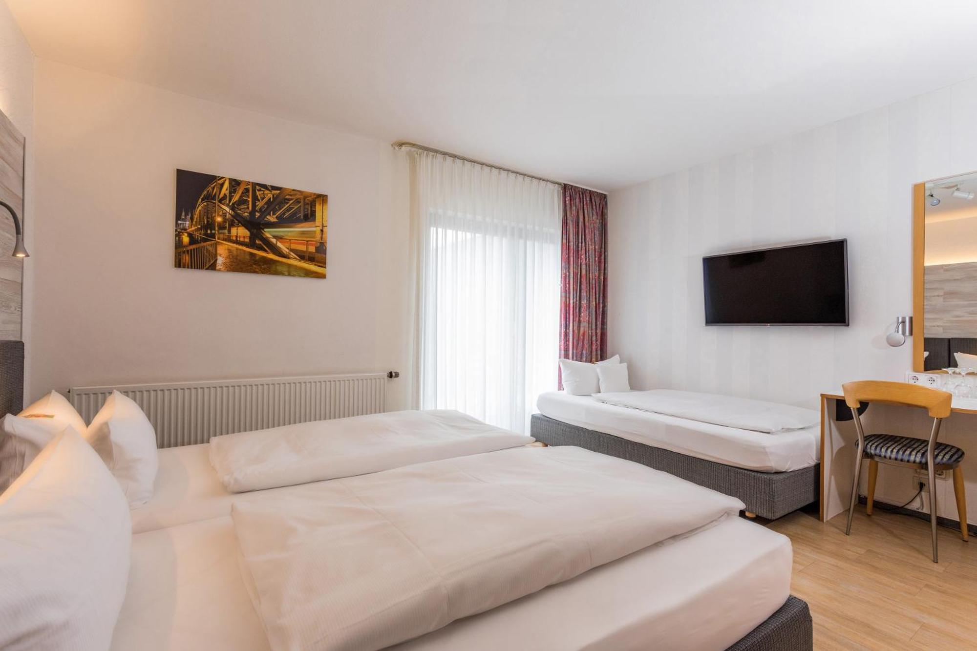 Hotel & Wirtshaus Hansen Bergisch Gladbach Exteriér fotografie